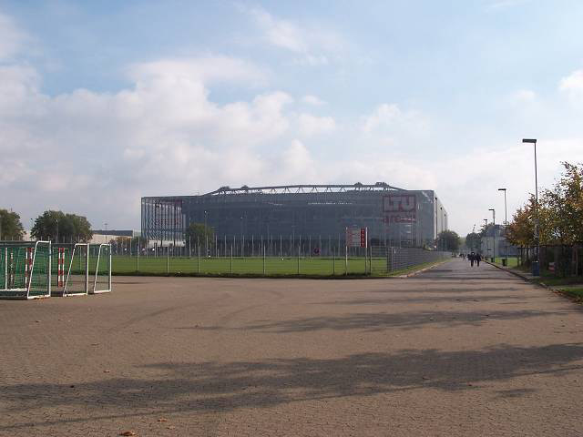 small100_2137